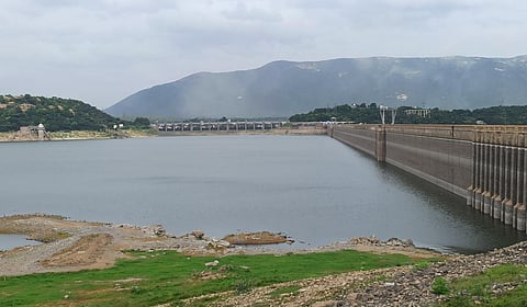 மேட்டூர் அணை