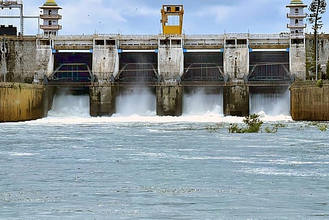 கேஆர்எஸ், கபினி அணைகள் நிரம்பின: தமிழகத்துக்கு வினாடிக்கு 75 ஆயிரம் கன அடி நீர் திறப்பு