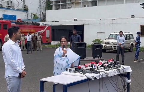 “நிதி ஆயோக் கூட்டத்தில் பங்கேற்று மத்திய அரசின் பாகுபாட்டை கண்டிப்பேன்” - மம்தா பானர்ஜி