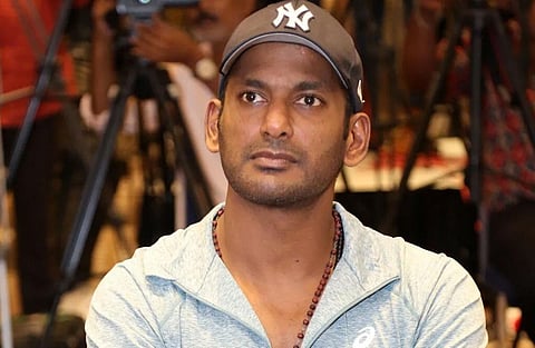 “முடிந்தால் என்னை தடுத்துப் பாருங்கள்” - தயாரிப்பாளர் சங்கத்துக்கு விஷால் சவால்