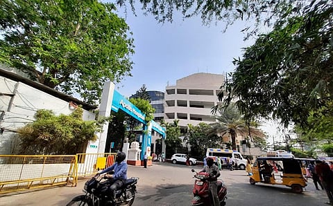 முன்னாள் அமைச்சர் நத்தம் விஸ்வநாதன் அப்போலோவில் அனுமதி