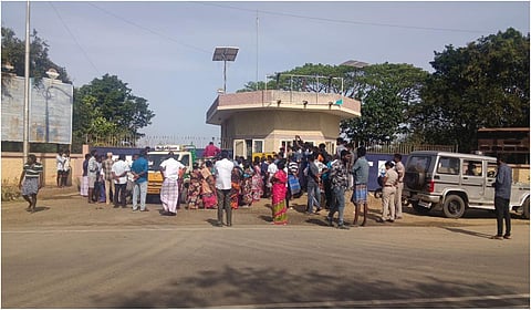 பொதுமக்கள் மறியல்