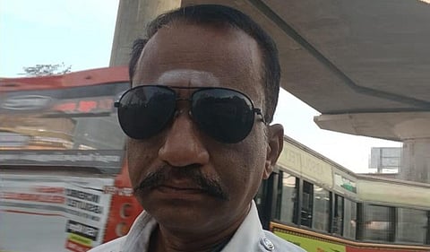 உயிரிழந்த போலீஸ்காரர் குமரன்