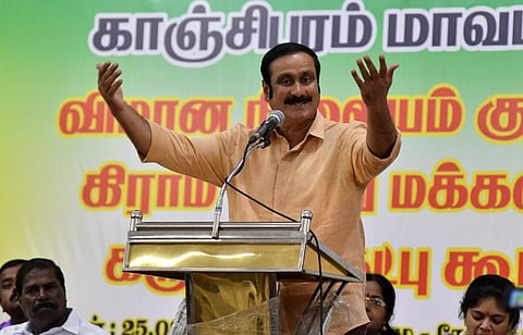 நட்சத்திர விடுதிகளின் குடிப்பக உரிமம் 48 மணிநேரத்தில் மீண்டும் வழங்கப்பட்டதன் மர்மம் என்ன? - அன்புமணி கேள்வி