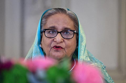 இந்தியாவில் இருந்து 2 நாட்களில் இங்கிலாந்து புறப்படுகிறாரா ஷேக் ஹசீனா? - குழப்பமும் பின்னணியும்