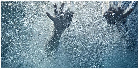 திண்டிவனம் அருகே ஆற்றில் தவறி விழுந்து 3 குழந்தைகள் உயிரிழப்பு