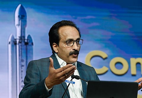 நிலச்சரிவு போன்ற இயற்கை பேரிடர்களை கணிப்பதில் கூடுதல் கவனம் தேவை: இஸ்ரோ தலைவர் சோம்நாத்