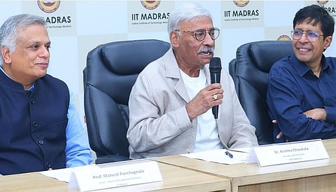 வாழ்வளித்த கல்வி நிறுவனங்களின் வளர்ச்சிக்கு உதவுவோம்!