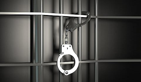 சோழவரம் பகுதியில் திமுக பிரமுகர் வீட்டில் நாட்டு வெடி குண்டு வீசிய சம்பவம்: 4 பேர் ஆந்திராவில் கைது