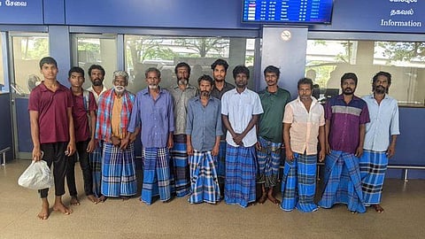 தமிழக மீனவர்கள் 13 பேர் தாயகம் திரும்பினர்