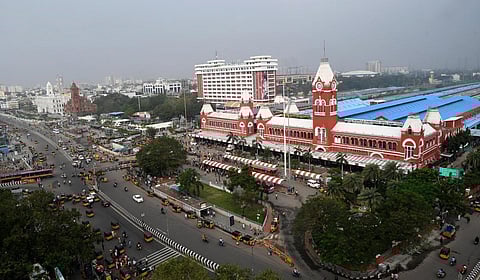 385-வது சென்னை தினம் கொண்டாட்டம்: ஆளுநர், முதல்வர், தலைவர்கள் வாழ்த்து