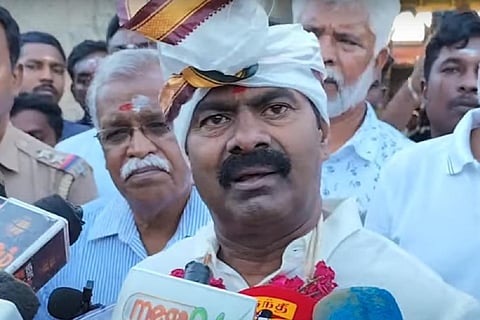 திருவாரூரில் செய்தியாளர்களைச் சந்தித்த சீமான்