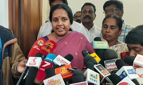 “சமூக நீதி முழக்கமிட்டுக் கொண்டே..” - அரசுத் துறைகள் ஆலோசகர்கள் விவகாரம்; திமுகவுக்கு வானதி சீனிவாசன் கண்டனம்