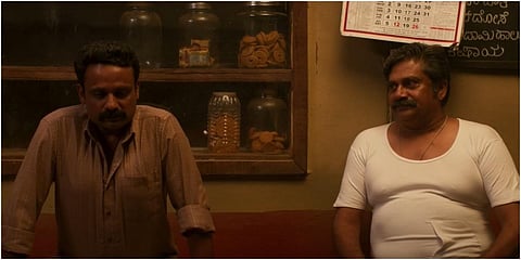 Shakhahaari - சைவ ஓட்டலின் அசைவ அடுப்பங்கரை கதையும், த்ரில் அனுபவமும் | ஓடிடி திரை அலசல்