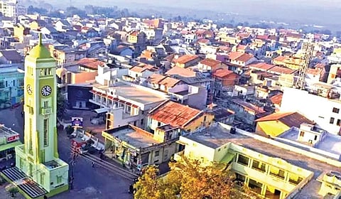 ரூ.7,000 கோடி டெபாசிட் செய்துள்ள ஆசியாவின் பணக்கார கிராமம்