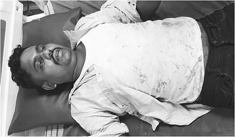 விருதுநகர்: ரயிலில் இருந்து கீழே விழுந்து கிடந்த காவலர்; மர்ம நபர்கள் தள்ளிவிட்டதாக புகார்