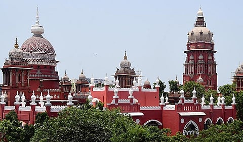 தமிழக மக்களிடம் மன்னிப்பு கோரியதால் மத்திய இணை அமைச்சர் மீதான வழக்கை ரத்து செய்தது உயர் நீதிமன்றம்