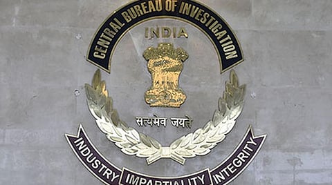 நில அபகரிப்பு குற்றச்சாட்டு: சென்னையில் காவல் ஆய்வாளர் தொடர்புடைய 5 இடங்களில் சிபிஐ சோதனை