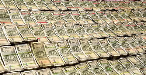 சென்னையில் ரூ.10 லட்சம் ஹவாலா பணம் பறிமுதல்