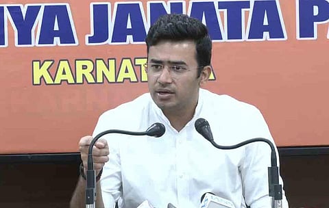 தீவிரவாதிகளை கூட ராகுல் சந்தித்து பேசுவார்: பாஜக எம்.பி. தேஜஸ்வி சூர்யா விமர்சனம்