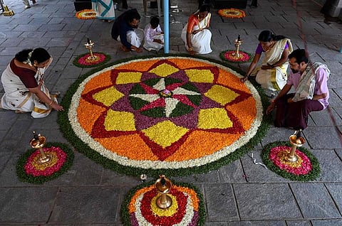 ‘கேரள மக்களுக்கு ஊக்கத்தையும், உற்சாகத்தையும் அளிக்கட்டும்’ - ஓணம் பண்டிகைக்கு முதல்வர், கட்சி தலைவர்கள் வாழ்த்து