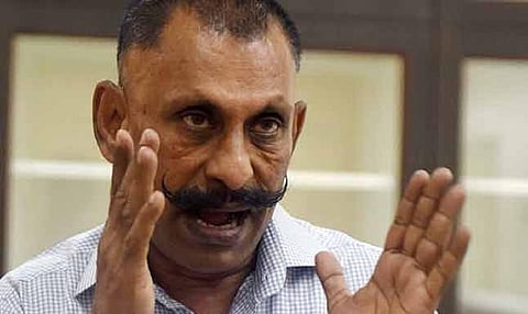 முன்னாள் ஐஜி பொன்.மாணிக்கவேல் சிபிஐ அலுவலகத்தில் கையெழுத்து