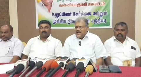 நாகர்கோவிலில் தமிழ் மாநில காங்கிரஸ் தலைவர் ஜி.கே.வாசன் நேற்று செய்தியாளர்களுக்கு பேட்டியளித்தார்.