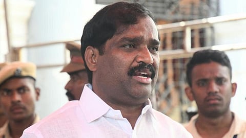 தி.வேல்முருகன்