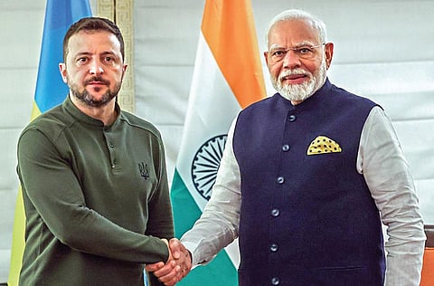 அமெரிக்காவின் நியூயார்க் நகரில் உக்ரைன் அதிபர் ஜெலன்ஸ்கியுடன் பிரதமர் மோடி.