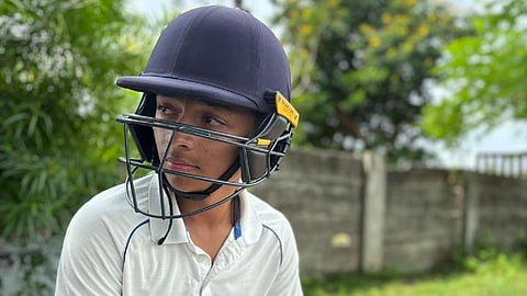 ஒரே இன்னிங்ஸில் 498 ரன்கள் குவித்து துரோணா தேசாய் சாதனை