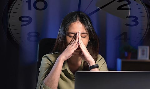 எல்லை மீறும் வேலை நேரம்