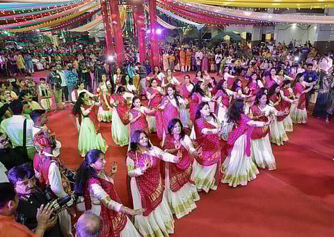 கர்பா நடனம் | கோப்புப் படம்