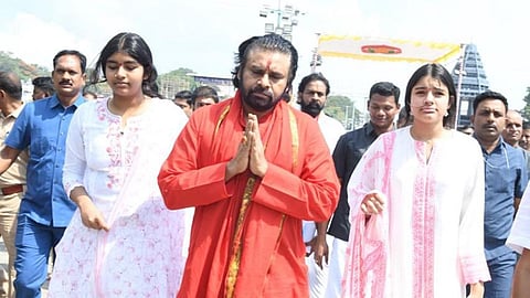 திருப்பதி ஏழுமலையானை தரிசித்து 11 நாள் விரதத்தை முடித்த பவன் கல்யாண்!