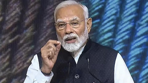 பிரதமரின் தொழிற்பயிற்சி திட்டத்தில் அதானி, மகிந்திரா உட்பட பல நிறுவனங்கள் பங்கேற்பு