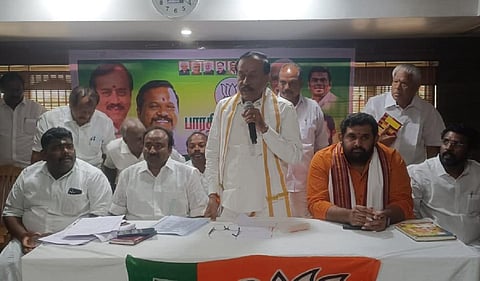 “தமிழக அரசு ஊழியர்களுக்கு சம்பளம் கொடுக்க முடியாத நிலை உருவாகும்” - ஹெச்.ராஜா எச்சரிக்கை