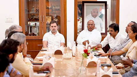 சுழற்சி முறையில் எதிர்க்கட்சி தலைவர் பதவி: இண்டியா கூட்டணிக்கு பாஜக.வினர் வலியுறுத்தல்