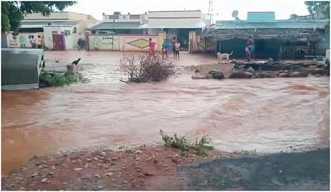 வெள்ள நீர்