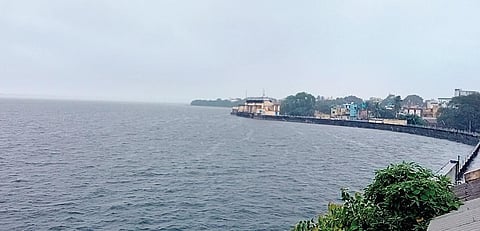 தமிழகம் முழுவதும் கனமழையால் 891 குளங்கள் நிரம்பின: 90 அணைகள், நீர்த்தேக்கங்களில் 60 சதவீதம் நீர்இருப்பு