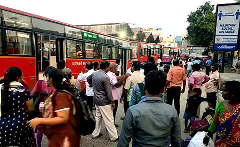 பொது போக்குவரத்து பயணச்சீட்டு பெறும் வசதி; மாநகர பேருந்துகளில் விரைவில் அறிமுகம்