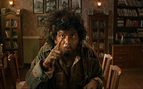 ‘ப்ளடி பெக்கர்’ ட்ரெய்லர் எப்படி? - கவினின் தோற்றமும் சேட்டைகளும்!