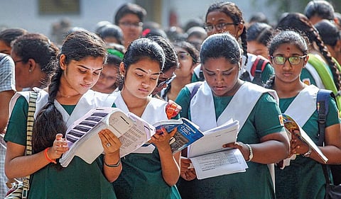 பொதுத் தேர்வுக்கு திட்டமிட்டு படிப்பது எப்படி?