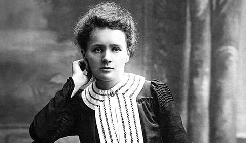 அறிவுக்குக் கிடைத்த பரிசு - மேரி கியூரி | கல்லறைக் கதைகள் 11