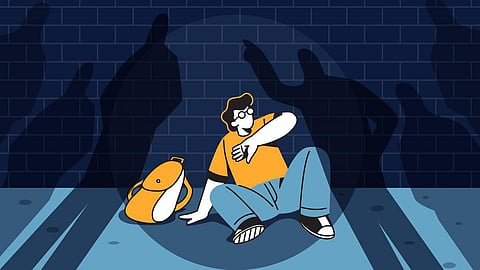 ஜூனியர்களை ராகிங் செய்த 5 சீனியர் மாணவர்கள் ஒடிசா மருத்துவ கல்லூரி விடுதியிலிருந்து நீக்கம்