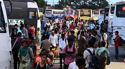 அரசு பேருந்துகளில் முன்பதிவு பயணம்; 3 பயணிகளுக்கு தலா ரூ.10 ஆயிரம் பரிசு