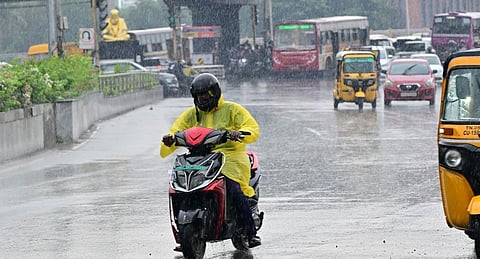 வானிலை முன்னறிவிப்பு: நவ.7 முதல் 3 நாட்களுக்கு 10+ மாவட்டங்களில் கனமழை வாய்ப்பு