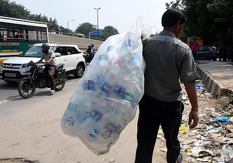 ஒருமுறை பயன்படுத்தும் பிளாஸ்டிக் பயன்பாட்டுக்கு தடை: யுஜிசி அறிவிப்பு