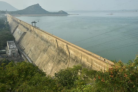 மேட்டூர் உள்ளிட்ட எந்த அணையிலும் தூர்வார இயலாது: நீர்வளத் துறை அமைச்சர் துரைமுருகன் விளக்கம்