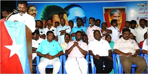 திண்டிவனத்தில் நடத்த கட்சி நிர்வாகியின் இல்ல நிகழ்வில்  விசிக தலைவர் திருமாவளவன் உரையாற்றினார். 