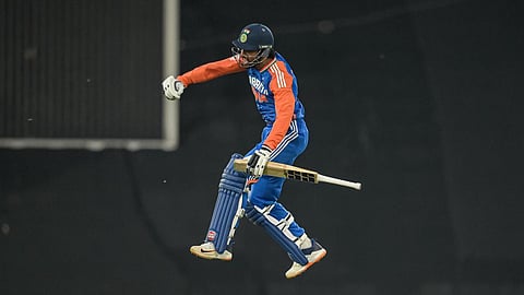 3-வது டி20 போட்டியில் இந்தியா த்ரில் வெற்றி: திலக் வர்மா, அர்ஷ்தீப் சிங் அபாரம்