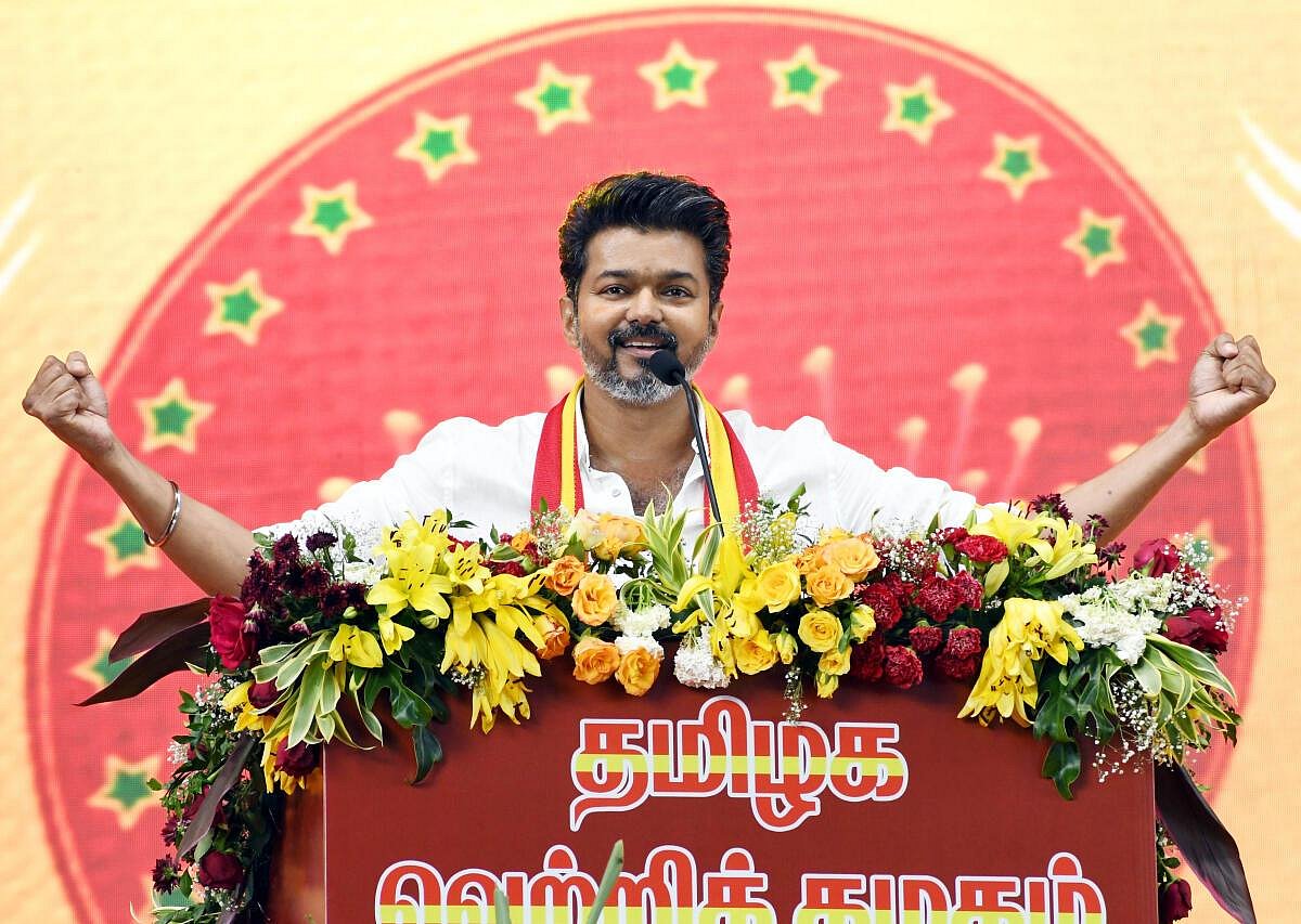 தமிழக அரசியலில் விஜய் வருகையின் தாக்கமும், தவெக சந்திக்கும் சவால்களும்!